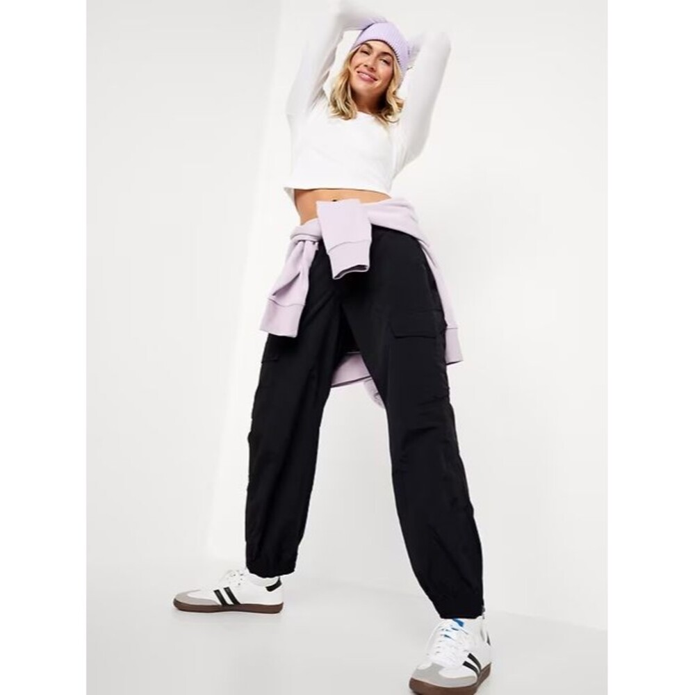 Old Navy Ankle-Zip Cargo Joggers Womens S Petite Black Quick Dry Nylon NEW - Picture 3 of 11